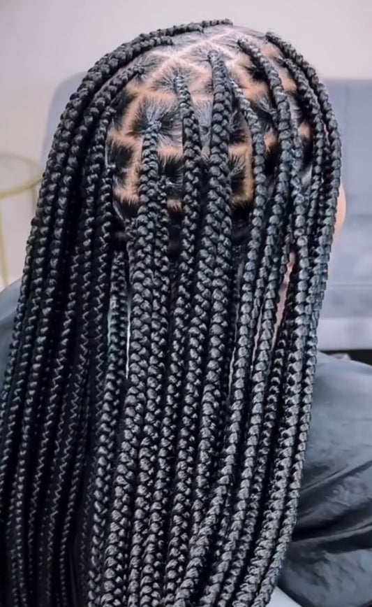 Medium Knotless Braids | 120 minutes