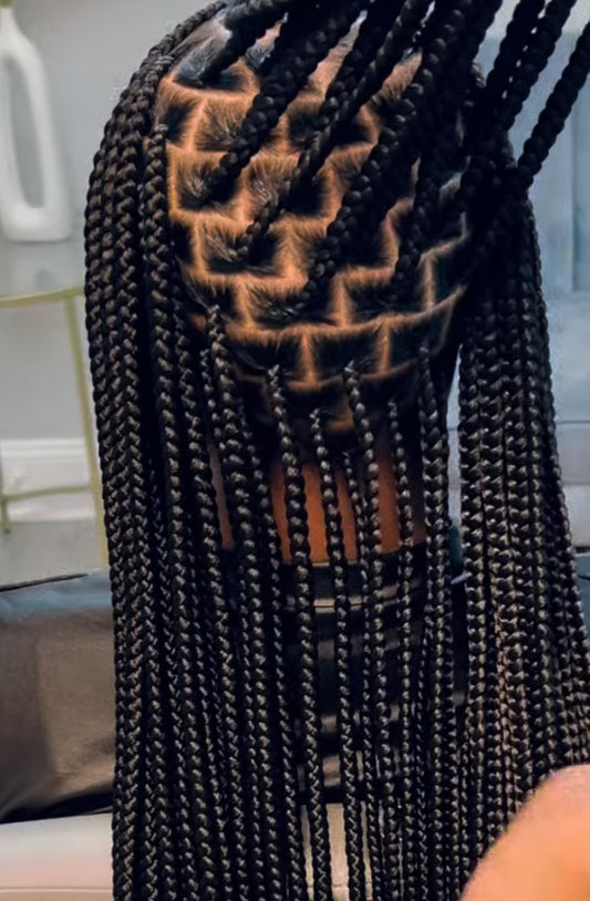 Medium Knotless Braids | 120 minutes